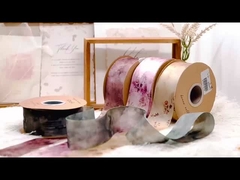 سبک باستانی، یک ابریشم رنگ آمیزی با گل آلو، لوازم آرایشی دست ساز، مواد تزئینی هانفو،