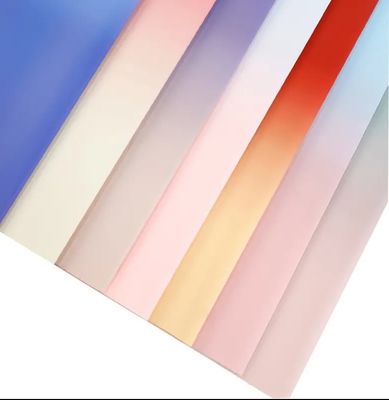 قیمت خوب کاغذ بسته بندی هدیه گل دو طرفه جوان شکوهمند فارغ التحصیل رنگ بسته بندی کاغذ گلدان مواد بسته بندی آنلاین