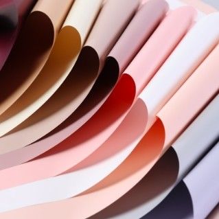 قیمت خوب کاغذ بسته بندی گل عشق اول سبک کره ای کاغذ رنگ جامد برای مواد گل ضد آب هنری آنلاین