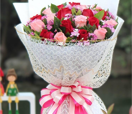 قیمت خوب برگه کاغذ بسته بندی کادویی سطح مات رنگی CMYK برای تولد آنلاین