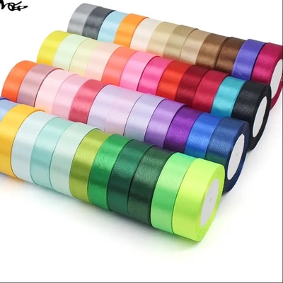 قیمت خوب رنگ جامد یک چهره نوار ساتن برای پوشاندن هدیه 25 میلی متر سفارشی اندازه بسته 9X9X2.5 سانتی متر آنلاین